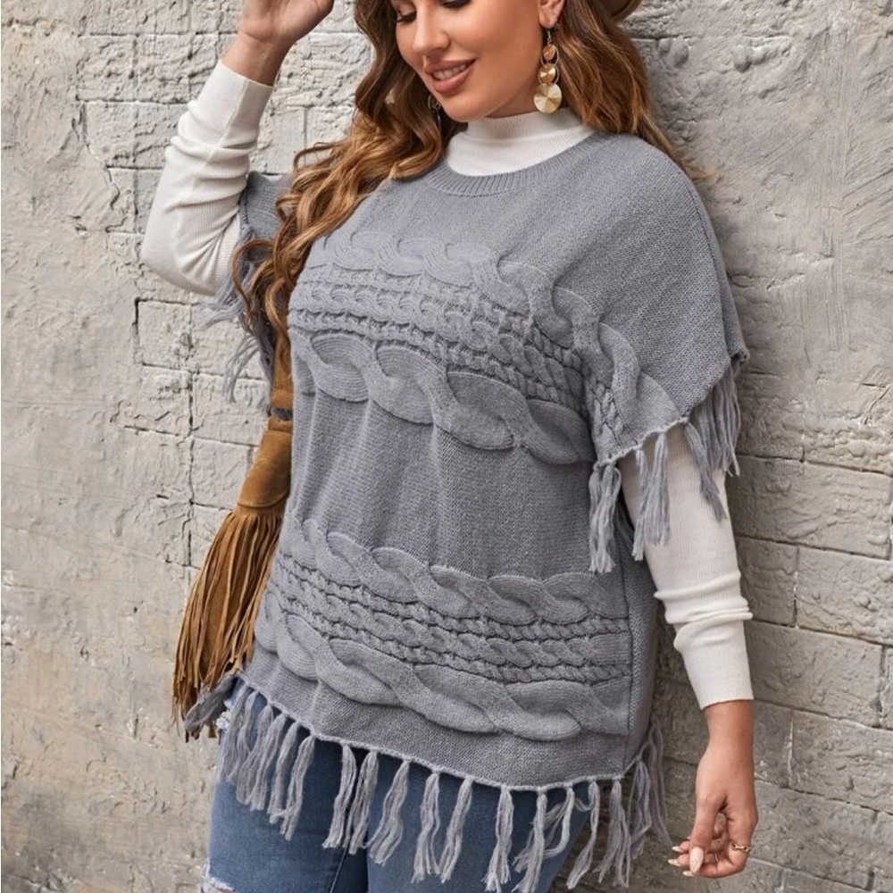 Cable knit/sweater fringe trim batwing sleeve grey plus 1x